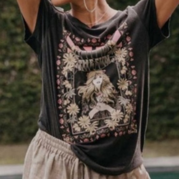 Stevie nicks Follow the sun Vintage Style graphic Tee - Picture 4 of 6